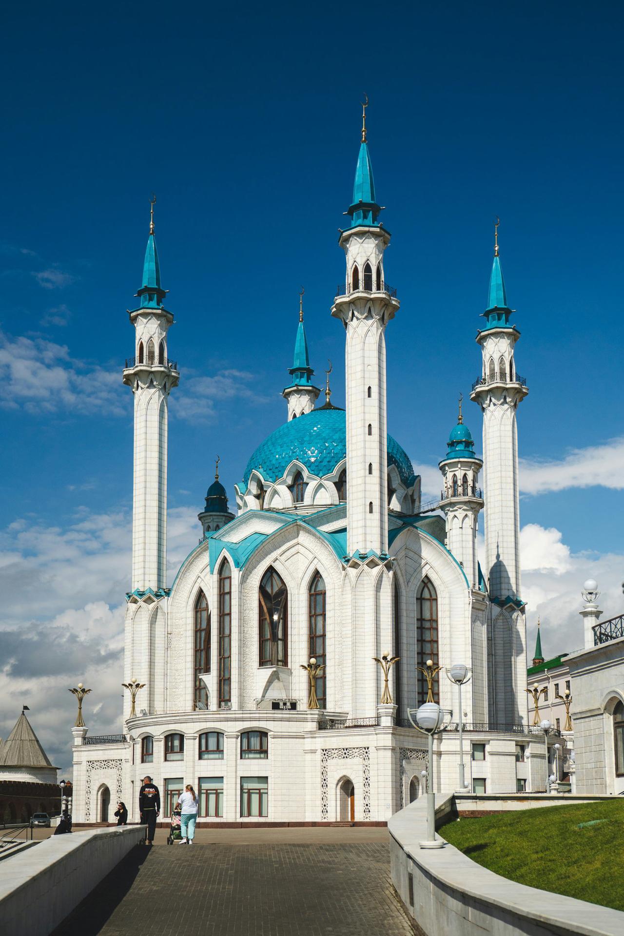 Kazan Kremlin & Bauman Street 7