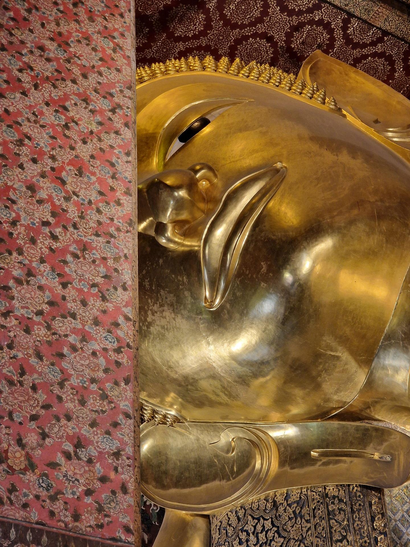 Grand Palace & Temples Walk 8