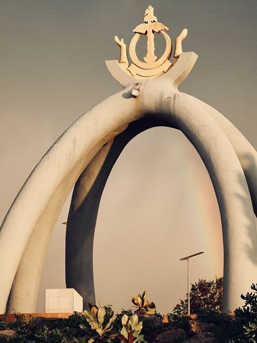 Монумент миллиардного барреля