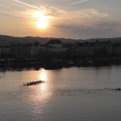 ビュルクリプラッツ