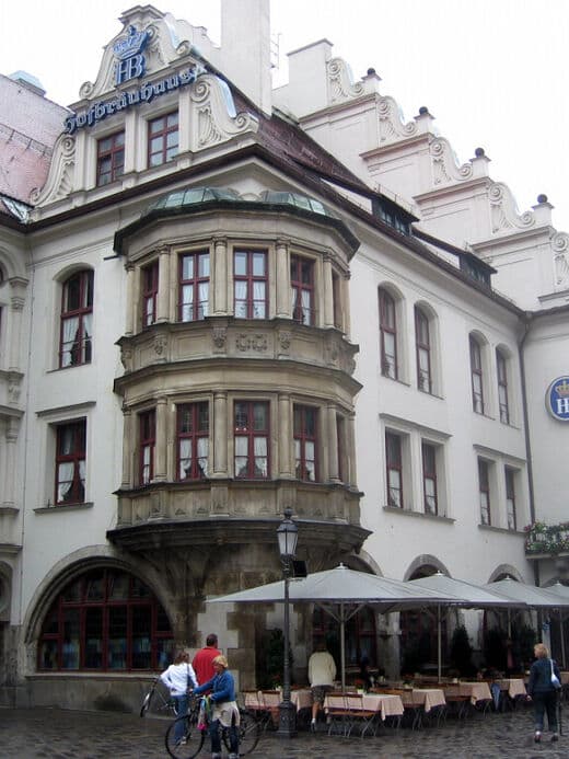 Хофбройхаус