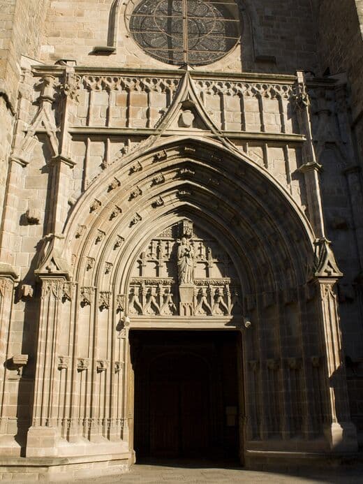 Kirche Notre-Dame d'Espérance