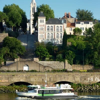 जूल्स वर्न संग्रहालय