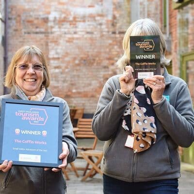 La Fábrica de Ataúdes