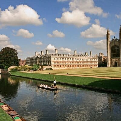 Paseo en barca por el Cam