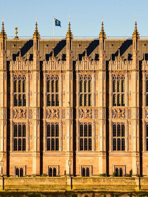 हाउसेस ऑफ पार्लियामेंट