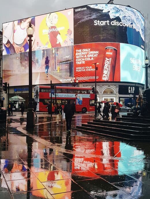 Piccadilly Circus