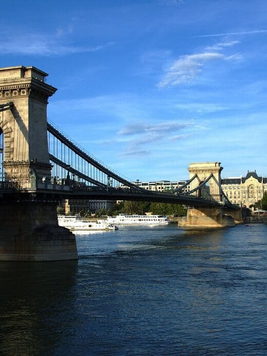 Puente de las Cadenas