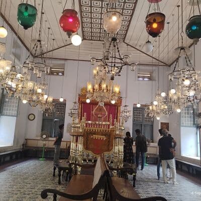 Синагога Парадеси