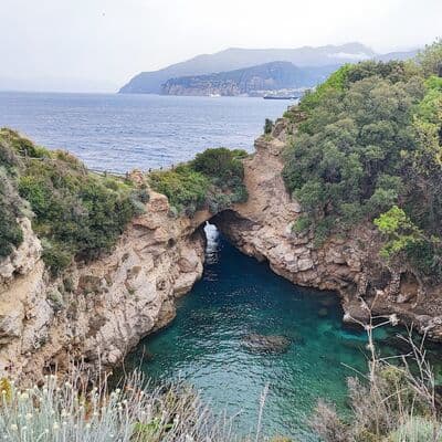 ジョヴァンナ女王の浴場