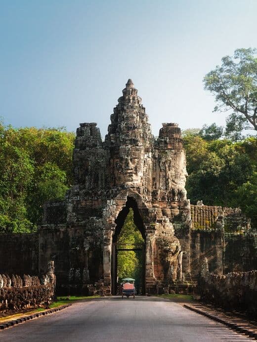 البوابة الجنوبية لأنغكور ثوم