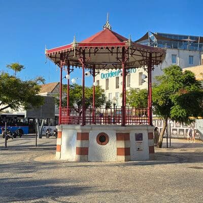 Jardim Manuel Bívar