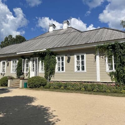 पुश्किन हिल्स संग्रहालय-रिजर्व