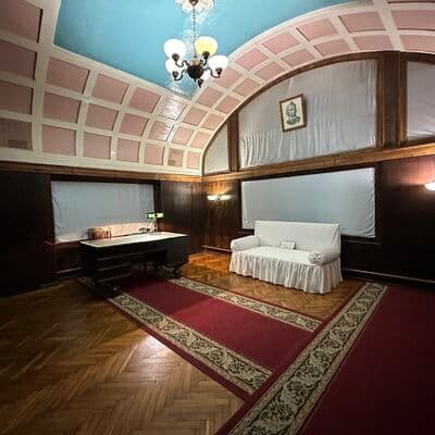 مخبأ ستالين