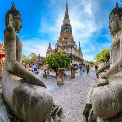 Paseo en Barco por Ayutthaya