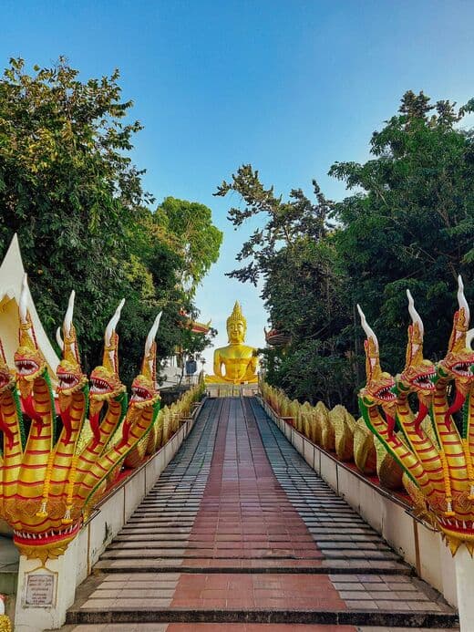Gran Buda Wat Phra Yai