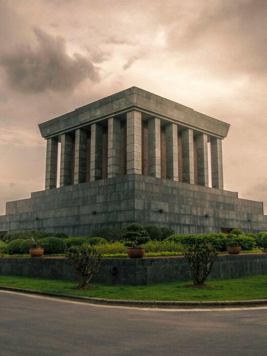 ضريح هو تشي مينه